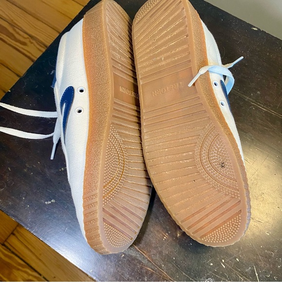 Preppy Classic Tretorn Canvas Sneakers - Picture 4 of 11